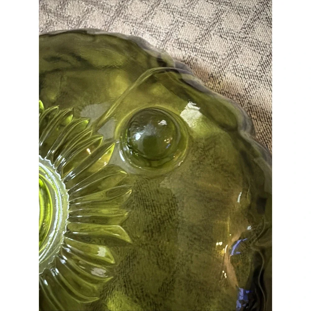 Avocado Green Indiana Glass Scalloped Sunflower Footed Serving Bowl 11